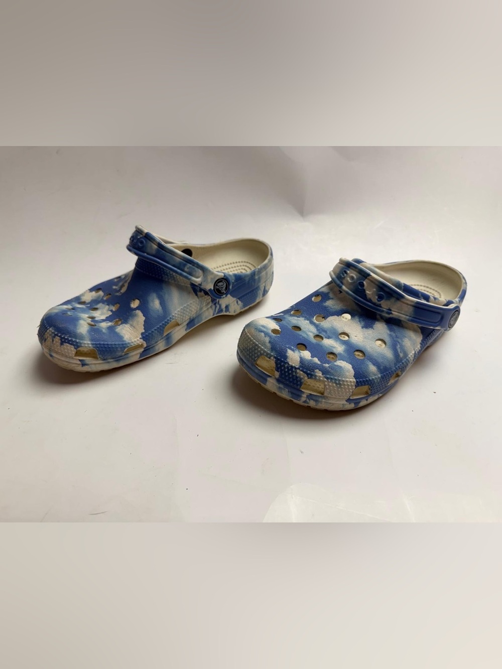 CROCS Tie-Dye Style Blue and White Classic Clogs